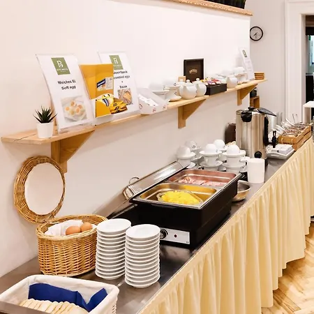 Bristol 住宿加早餐酒店 巴德加斯坦