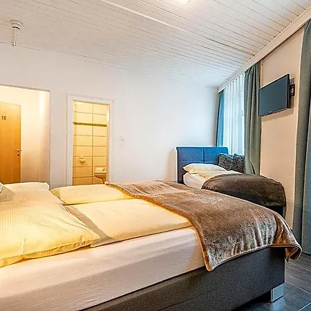 Bed & Breakfast Bristol 3*